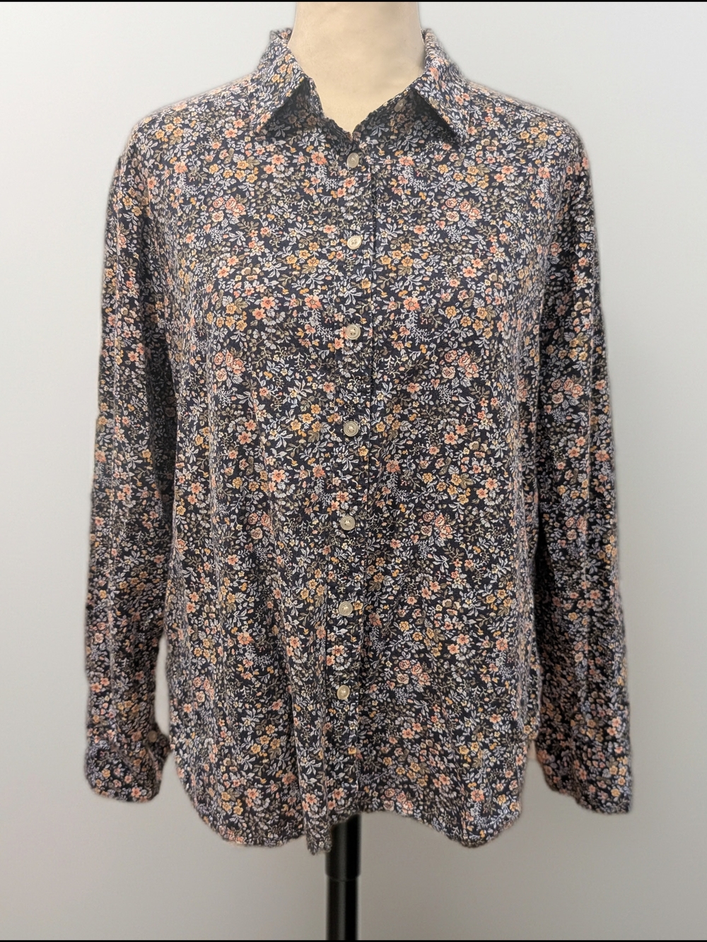 LOFT Ann Taylor Navy Floral Long Sleeved Button Down Shirt